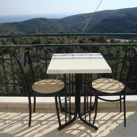 Nikolaou Thomas House Apartment Parga Exterior photo