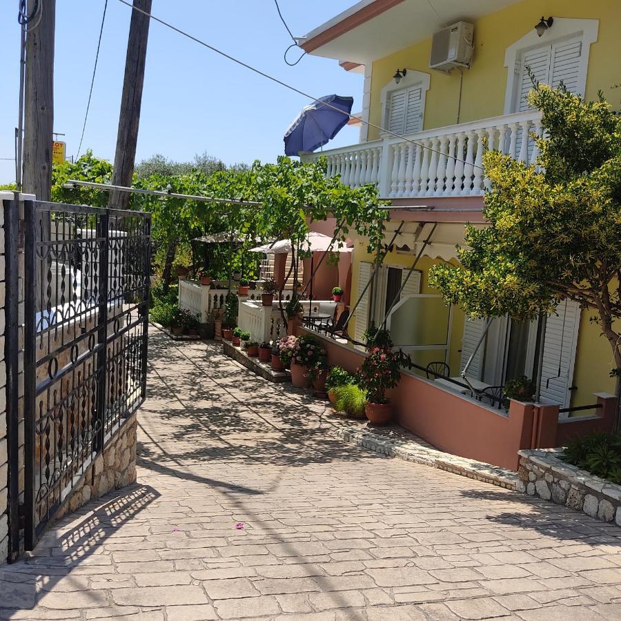 Nikolaou Thomas House Apartment Parga Exterior photo