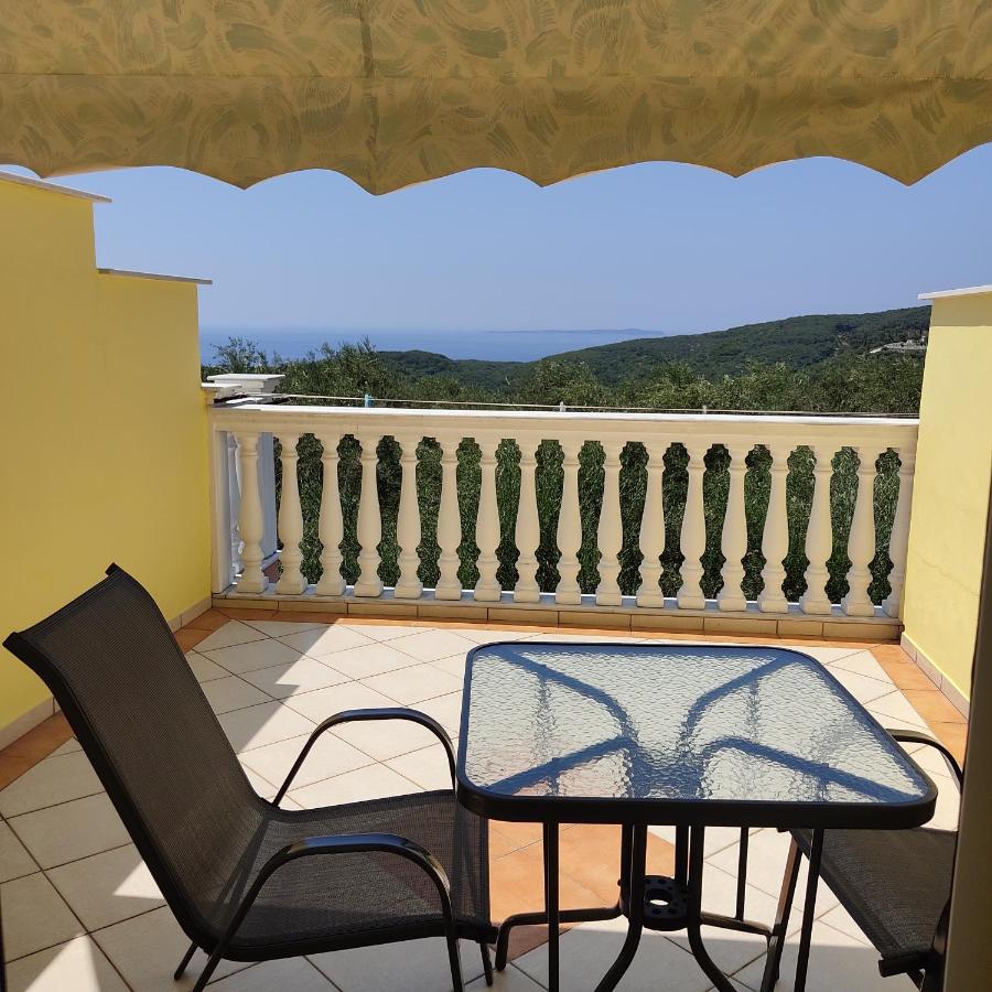 Nikolaou Thomas House Apartment Parga Exterior photo