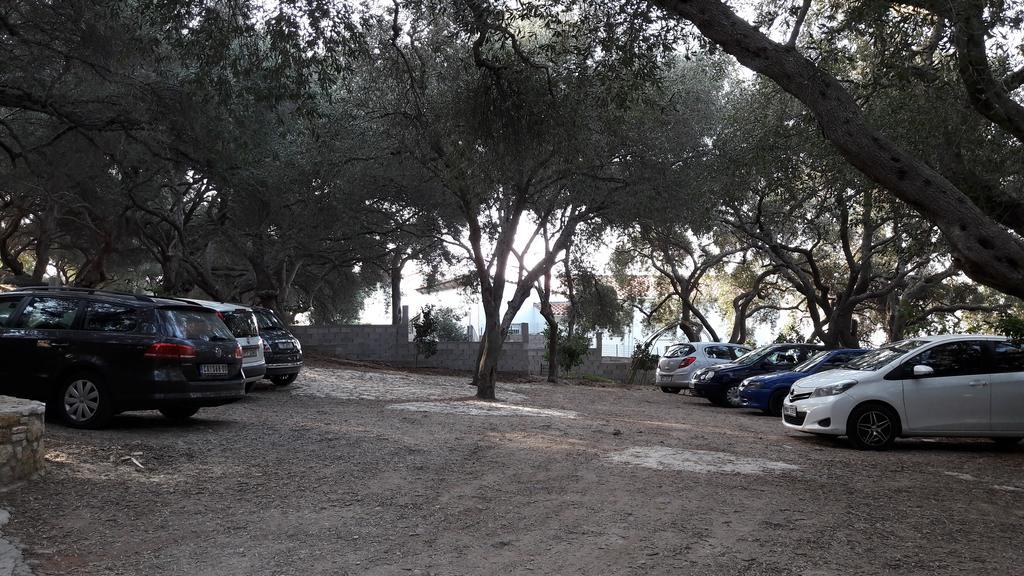 Nikolaou Thomas House Apartment Parga Exterior photo